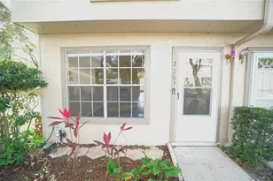 2263 Fletchers Point Cir, Tampa, FL 33613 - Photo 5