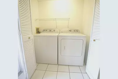 2263 Fletchers Point Circle, Tampa, FL 33613 - Photo 23