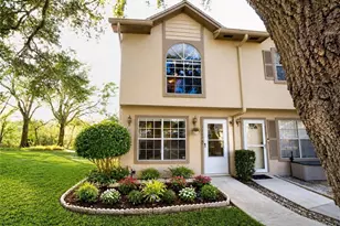 2263 Fletchers Point Cir, Tampa, FL 33613 - Photo 1