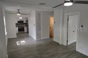 301 Mystic Lake Dr N, Saint Petersburg, FL 33702 - Photo 11