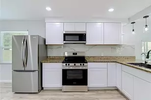 10009 N Florence Ave, Tampa, FL 33612 - Photo 15