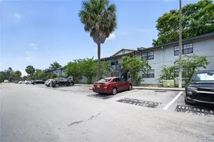12405 Oak Cedar Pl, Tampa, FL 33612 - Photo 17