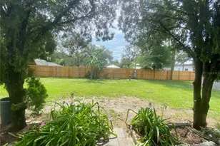 38313 Tucker Rd, Zephyrhills, FL 33542 - Photo 3