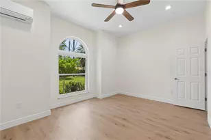 18811 Victor Manuel Dr, Lutz, FL 33548 - Photo 17