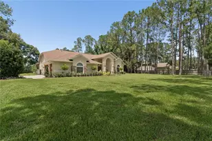 18811 Victor Manuel Dr, Lutz, FL 33548 - Photo 7