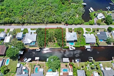 406 14th Street SW, Ruskin, FL 33570 - Photo 1