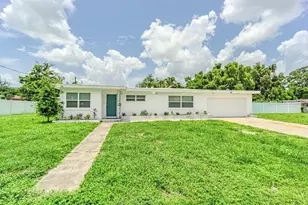 8706 Ruth Pl, Tampa, FL 33604 - Photo 5