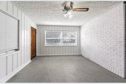 8706 Ruth Place, Tampa, FL 33604 - Photo 23