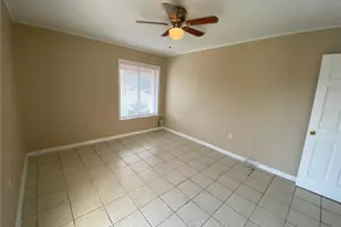 8602 Huron Ct, Tampa, FL 33614 - Photo 17