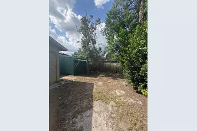 10407 N 25th Street, Tampa, FL 33612 - Photo 17