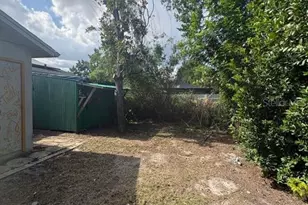 10407 N 25th St, Tampa, FL 33612 - Photo 17