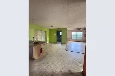 10407 N 25th Street, Tampa, FL 33612 - Photo 5