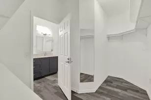 21054 Diamonte Dr, Land O Lakes, FL 34637 - Photo 11