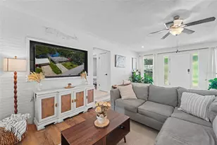 8879 Lakewood Dr, Seminole, FL 33772 - Photo 7