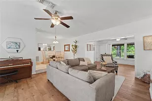 8879 Lakewood Dr, Seminole, FL 33772 - Photo 5