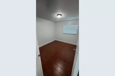11105 N 22nd Street, Tampa, FL 33612 - Photo 7