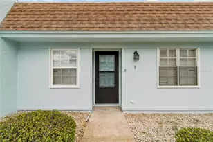 11110 Carriage Hill Dr, Port Richey, FL 34668 - Photo 5