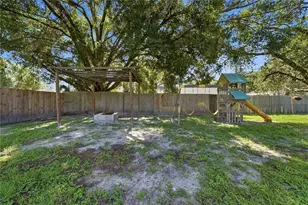 3828 Hollow Oak Pl, Land O Lakes, FL 34639 - Photo 23