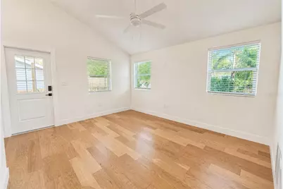 2822 1/2 11th St N, Saint Petersburg, FL 33704 - Photo 11