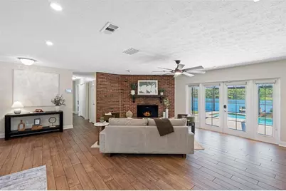 4221 River Hills Drive, Tampa, FL 33617 - Photo 13