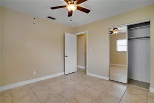 12535 79th Ave, Seminole, FL 33776 - Photo 19