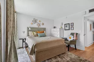 7625 Sun Island Dr S, South Pasadena, FL 33707 - Photo 19