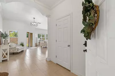 10820 Celtic Woods Avenue, Tampa, FL 33647 - Photo 7