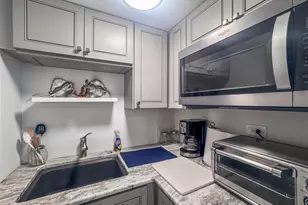 500 Treasure Island Causeway, Treasure Island, FL 33706 - Photo 35