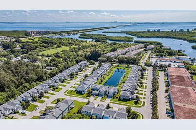 1031 Paseo Del Rio NE, Saint Petersburg, FL 33702 - Photo 35