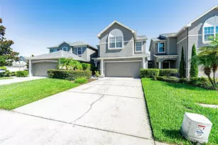 1031 Paseo Del Rio NE, Saint Petersburg, FL 33702 - Photo 1