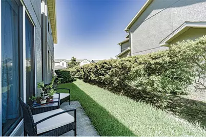 1031 Paseo Del Rio NE, Saint Petersburg, FL 33702 - Photo 25