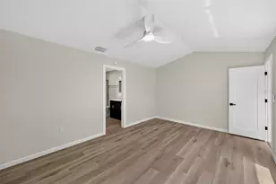 647 Bonnie Blvd, Palm Harbor, FL 34684 - Photo 19