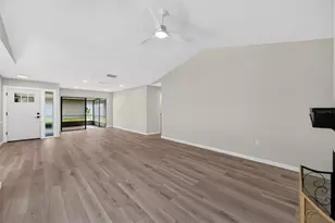 647 Bonnie Blvd, Palm Harbor, FL 34684 - Photo 11