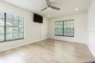 3345 Crystal Ct E, Palm Harbor, FL 34685 - Photo 9