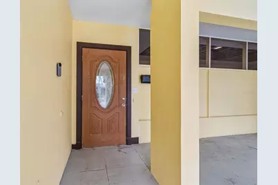 3901 50th Avenue S, Saint Petersburg, FL 33711 - Photo 5