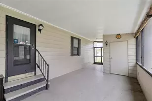 434 Villa Nueva Cir, North Port, FL 34287 - Photo 3
