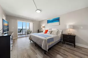 1270 Gulf Blvd, Clearwater Beach, FL 33767 - Photo 19