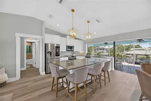 923 Golf Island Dr, Apollo Beach, FL 33572 - Photo 13