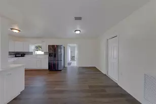 5937 38th Ave N, Saint Petersburg, FL 33710 - Photo 11