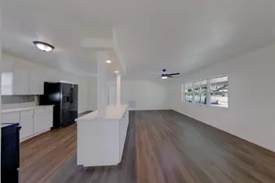 5937 38th Ave N, Saint Petersburg, FL 33710 - Photo 17