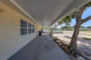 5937 38th Ave N, Saint Petersburg, FL 33710 - Photo 37