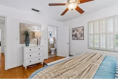 302 Deer Park Avenue, Tampa, FL 33617 - Photo 27