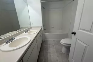 18293 Bridle Club Dr, Tampa, FL 33647 - Photo 7