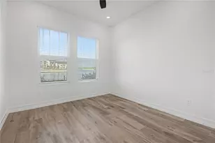 5351 Bridge St, Tampa, FL 33611 - Photo 5