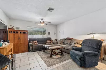 7846 12th Street N, Saint Petersburg, FL 33702 - Photo 7