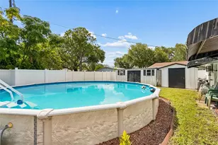 7846 12th St N, Saint Petersburg, FL 33702 - Photo 29