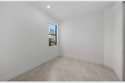 18604 Harbor Sands Place, Lakewood Ranch, FL 34211 - Photo 15