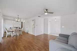 2722 Sherbrooke Ln, Palm Harbor, FL 34684 - Photo 7