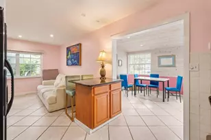 824 67th St S, Saint Petersburg, FL 33707 - Photo 21