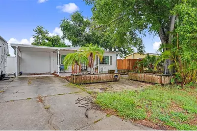 824 67th Street S, Saint Petersburg, FL 33707 - Photo 1